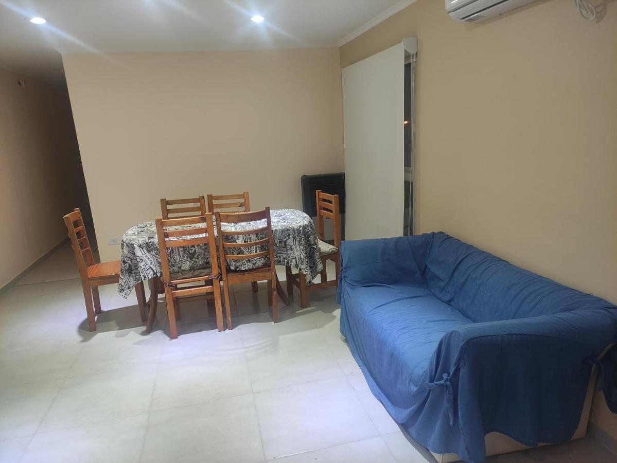 Belgrano 658 Nqn - Piso 1 Dto 1 Apartment Neuquen Bagian luar foto