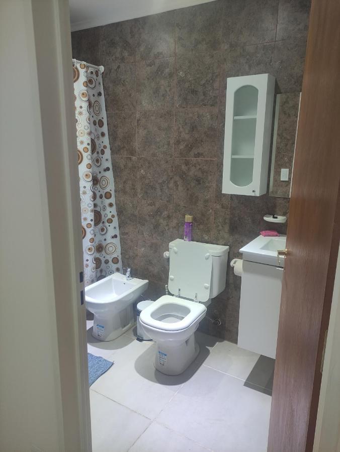 Belgrano 658 Nqn - Piso 1 Dto 1 Apartment Neuquen Bagian luar foto